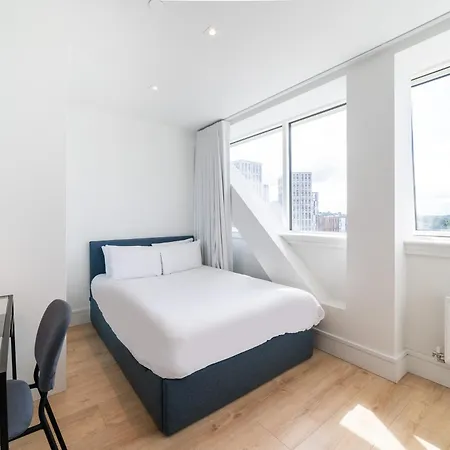 Stylish Retreats On Olympic Way Apartment London Exterior photo