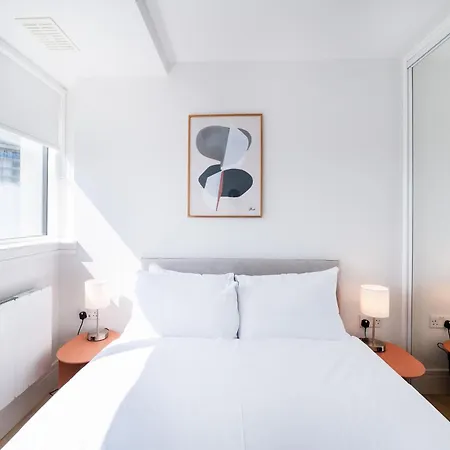 Stylish Retreats On Olympic Way Apartment London Exterior photo